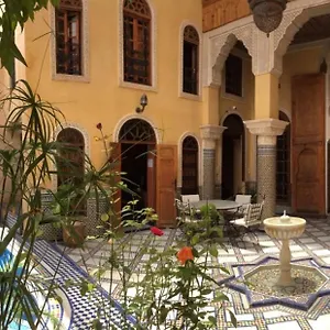 Layalina Fez